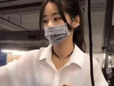 吃瓜群众戴口罩黑脸,揭秘吃瓜群众戴口罩的神秘面纱